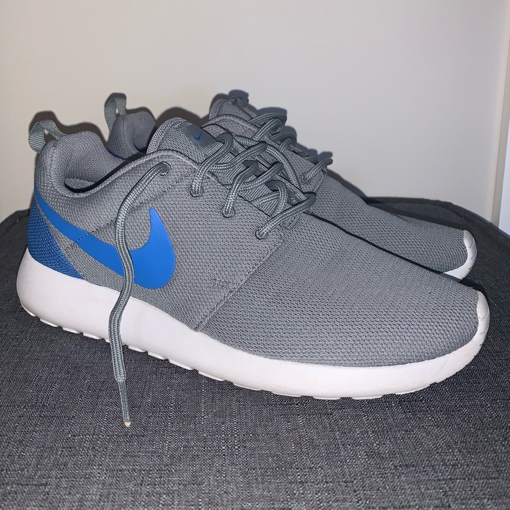 Womens Nike Roshe